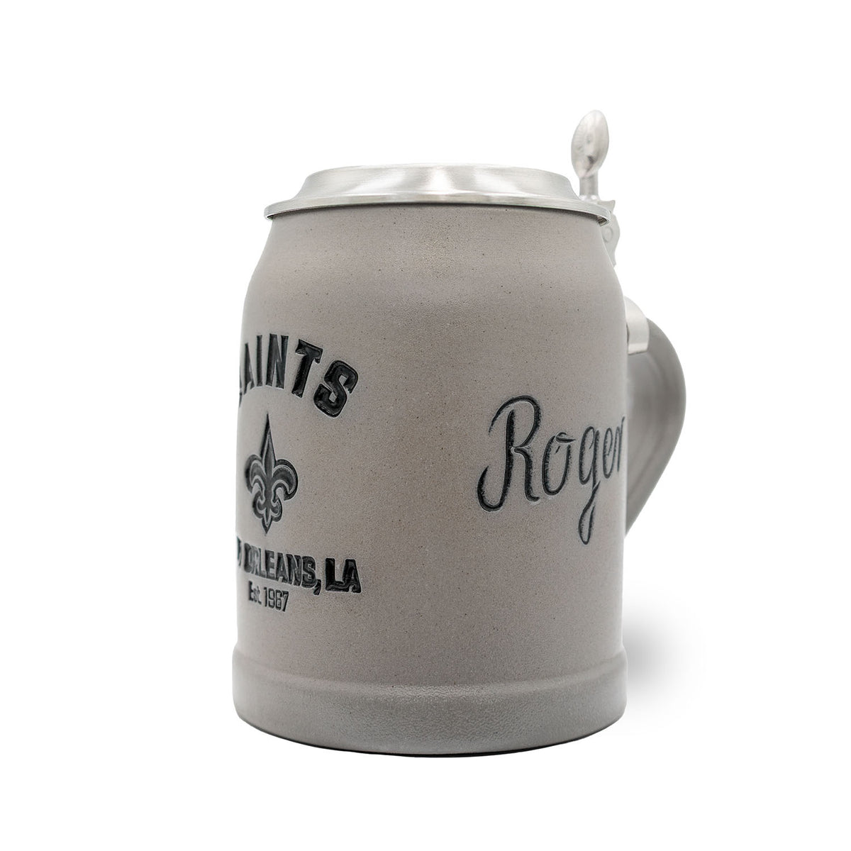 Grauer ®NFL PREMIUM Teamkrug New Orleans Saints aus Steinzeug mit Zinndeckel und Fleur de Lis Logo.