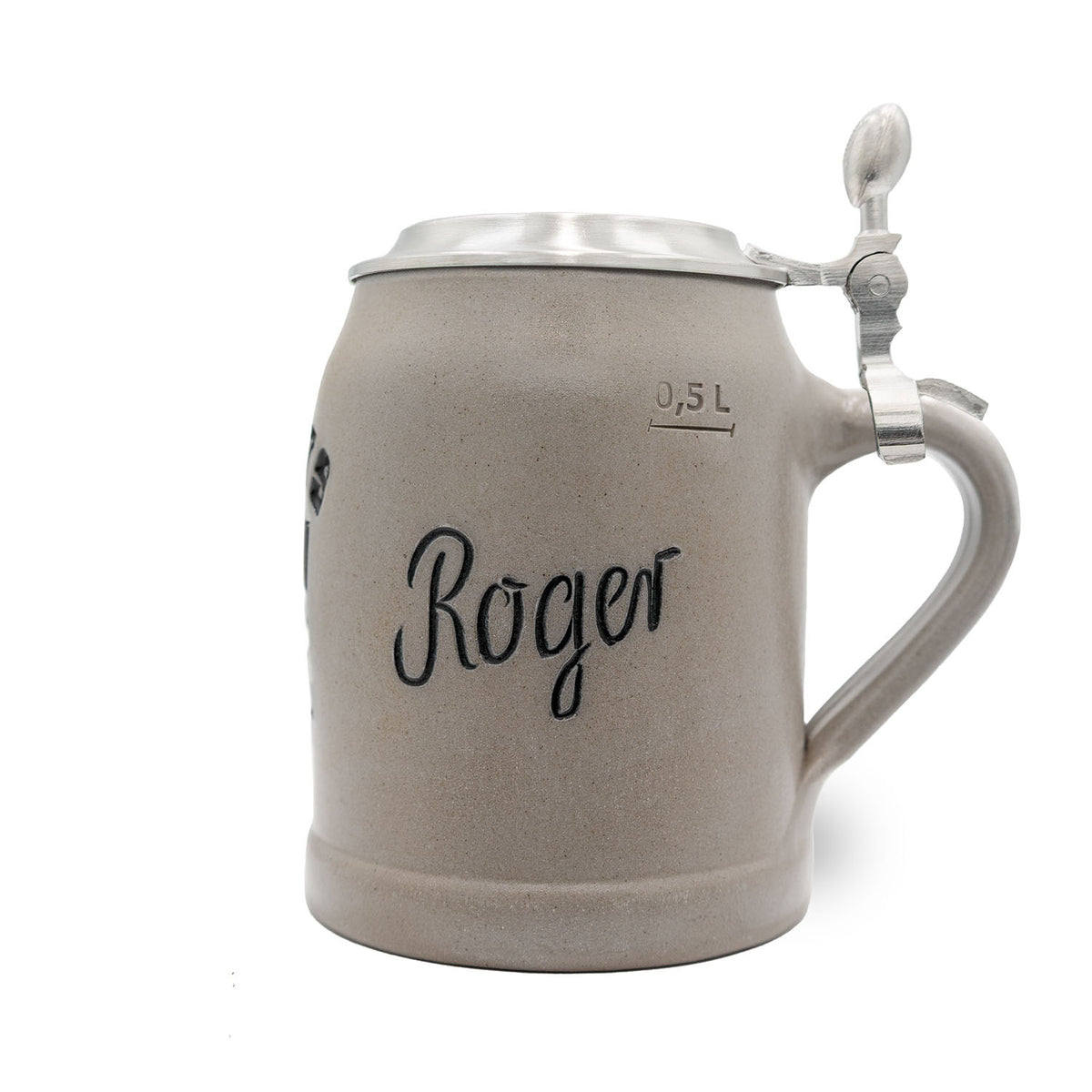 ®NFL PREMIUM Teamkrug New York Giants aus Steinzeug mit Zinndeckel und Gravur Roger, 0,5 Liter Fassungsvermögen