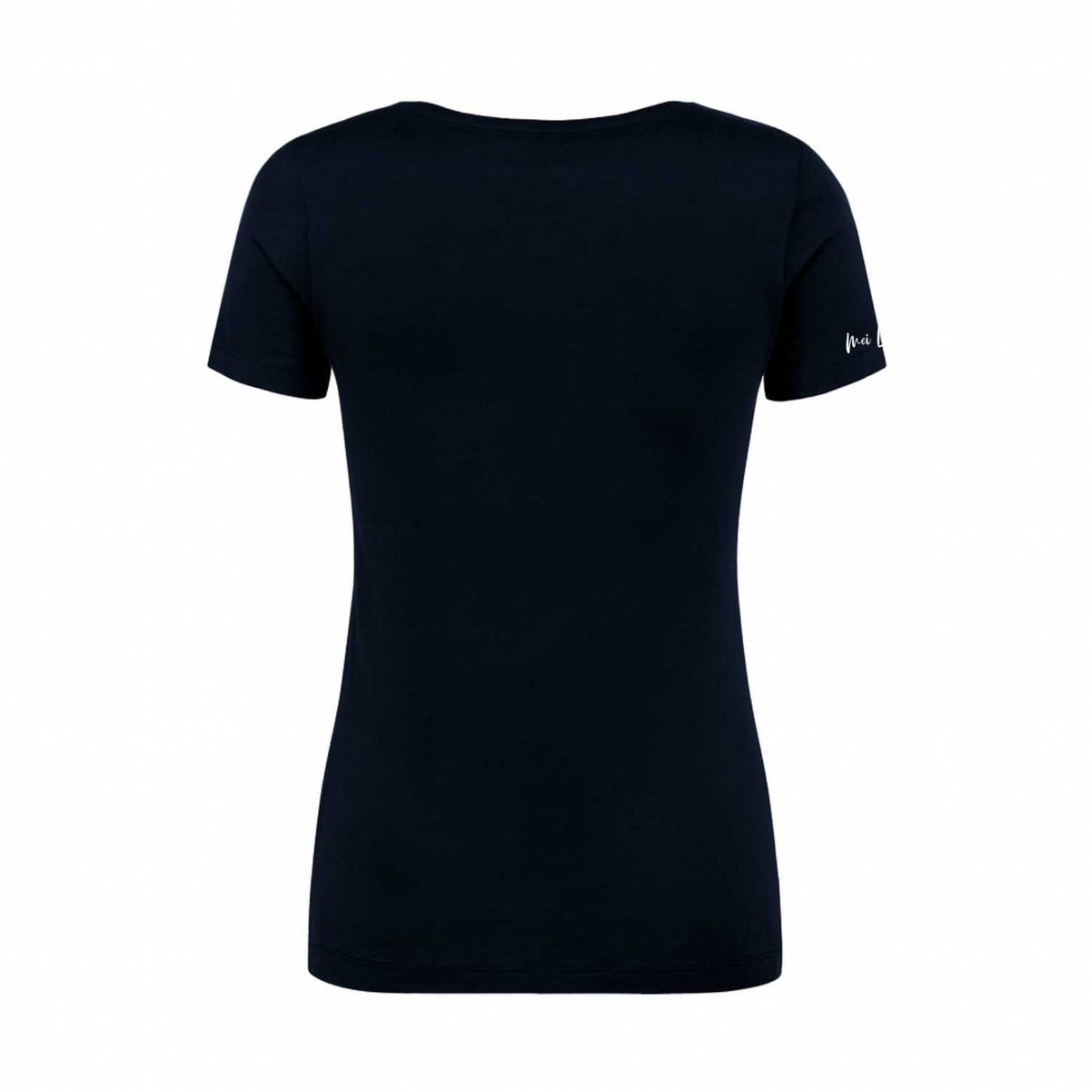 Rückansicht des schwarzen Damen T-Shirts Bring ma no a Hoibe mit kurzer Ärmel und dezentem Logo am Ärmel.