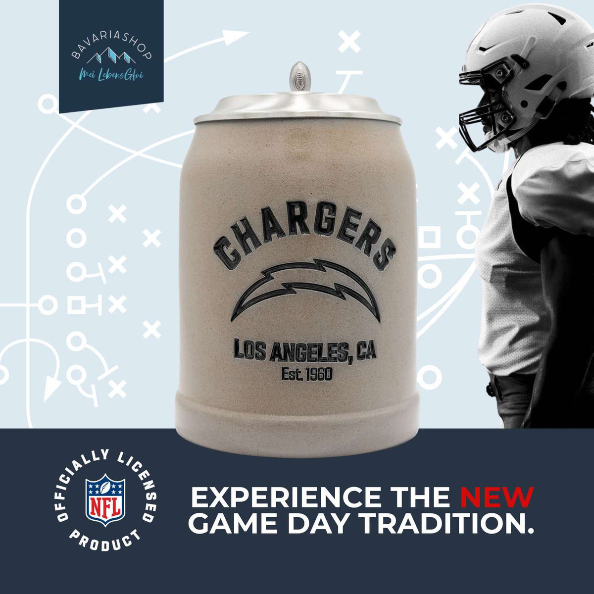 NFL PREMIUM Teamkrug Los Angeles Chargers aus Steinzeug mit Zinndeckel und Logo-Aufdruck, neben Footballspieler.