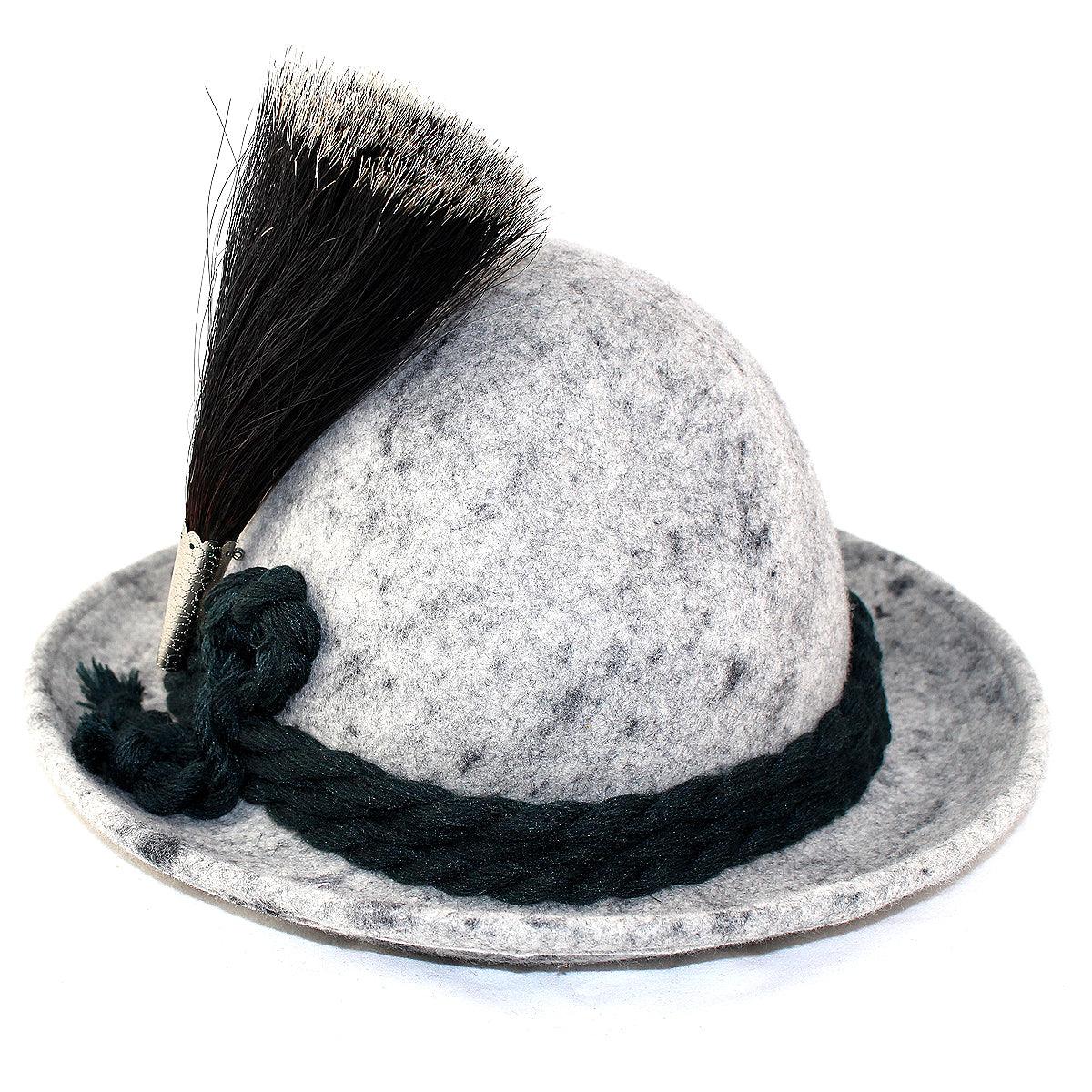 Grauer Trachtenhut aus Filz mit traditionellem Gamsbart und dunklem Hutband, klassisches Design.