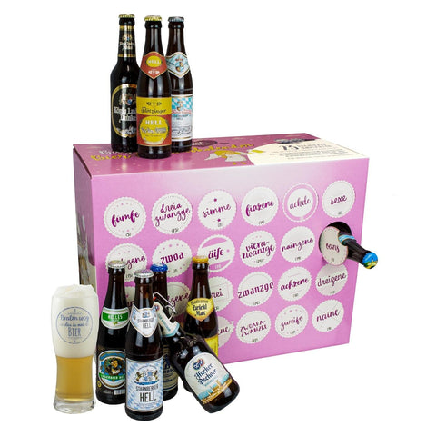 Bunt gefüllter Bier Adventskalender PINK Edition mit verschiedenen Biersorten, Glas und Flaschen im Vordergrund.