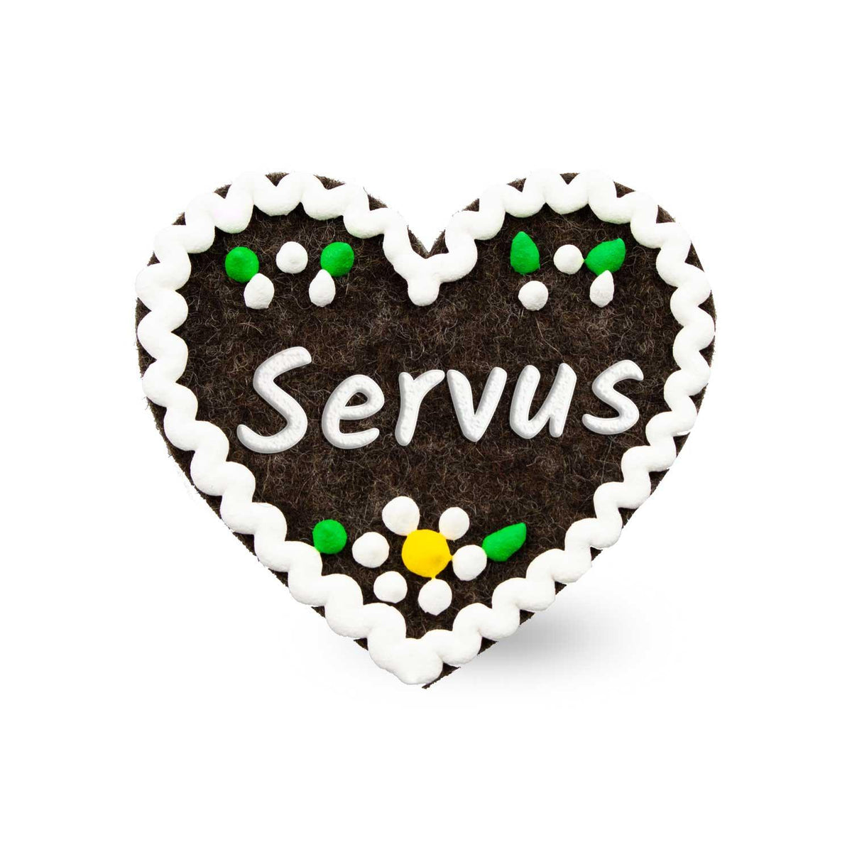 Filzherz-Anstecker Servus in Braun mit weißer Schrift und farbigen Stickereien im Lebkuchenherz-Design.