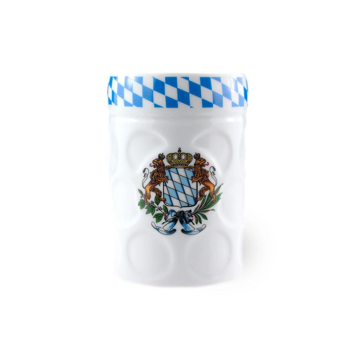 Maßkrug Tasse Bayern von vorne: weiße Porzellan-Kaffeetasse in Bierkrug-Optik mit Noppen, weiß-blauem Rautenrand und bayerischem Wappen mit Krone und zwei Löwen