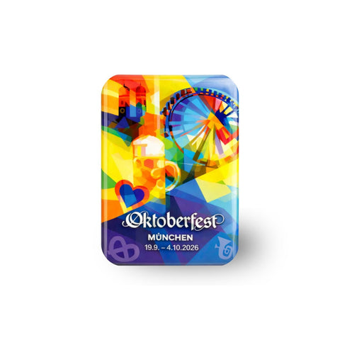 Offizieller Oktoberfest Pin 2026 mit buntem Plakatmotiv von Florian Huber, ca. 2,7 x 3,8 cm