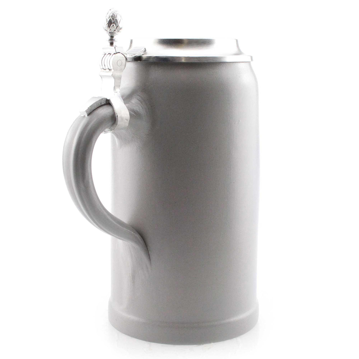 Eleganter PREMIUM Bierkrug Bayernwappen, mattgrau mit schimmerndem Zinndeckel für authentischen Biergenuss.