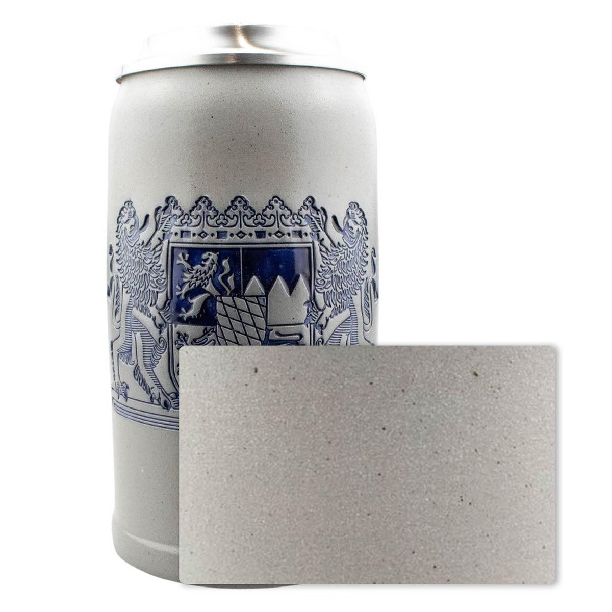 PREMIUM Bierkrug Freistaat Bayern in Grau mit detailreichem blauen Wappen und glänzendem Zinndeckel.