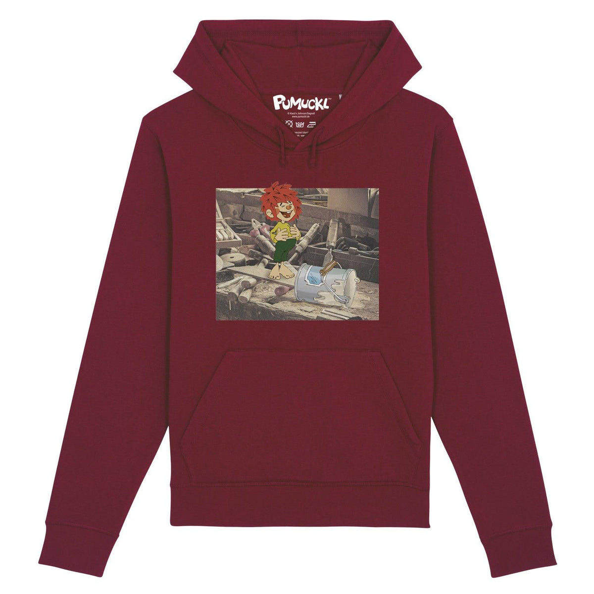®Pumuckl Herren Hoodie in Mahagoni-Rot mit Werkstatt-Motiv und Taschen.
