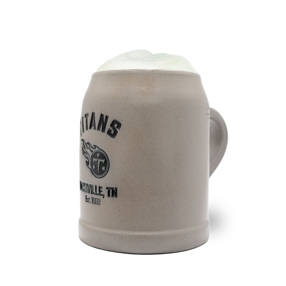 NFL PREMIUM Teamkrug Tennessee Titans aus Steinzeug, gefüllt mit Bier und Schaumkrone, Logo sichtbar