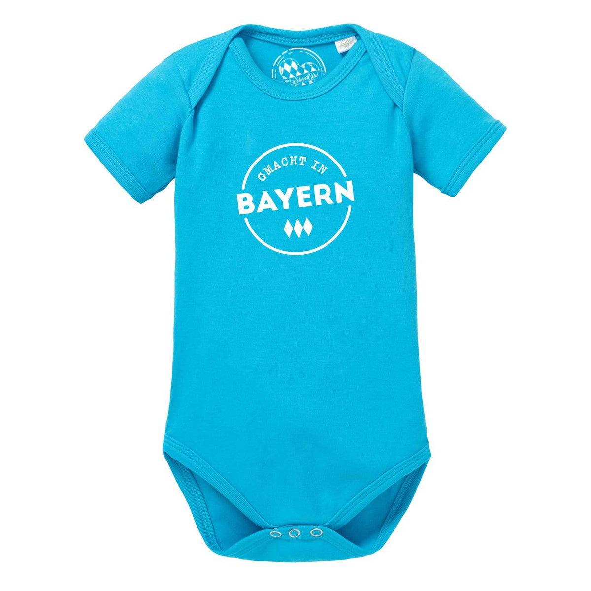 Blauer Baby Body Gmacht in Bayern mit weißem Aufdruck und Knöpfen, kurzärmelig, aus Baumwolle.