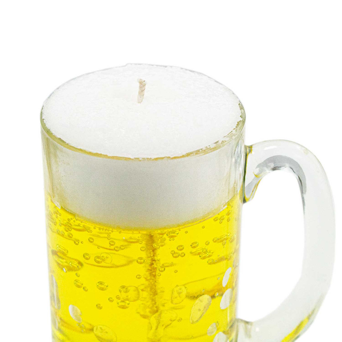 Detailansicht der Boarischen Bier-Kerze im Kruag mit authentischem Schaum und Docht
