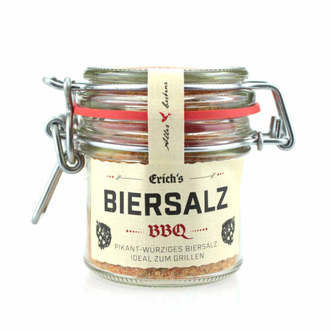 Einmachglas mit "Erich's Biersalz BBQ" Etikett und rotem Gummiring, pikant-würzig, ideal zum Grillen.
