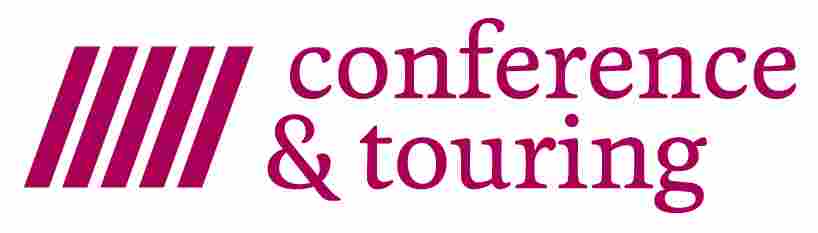 Logo mit fünf magenta vertikalen Balken und den Wörtern "conference & touring" in passender Farbe.