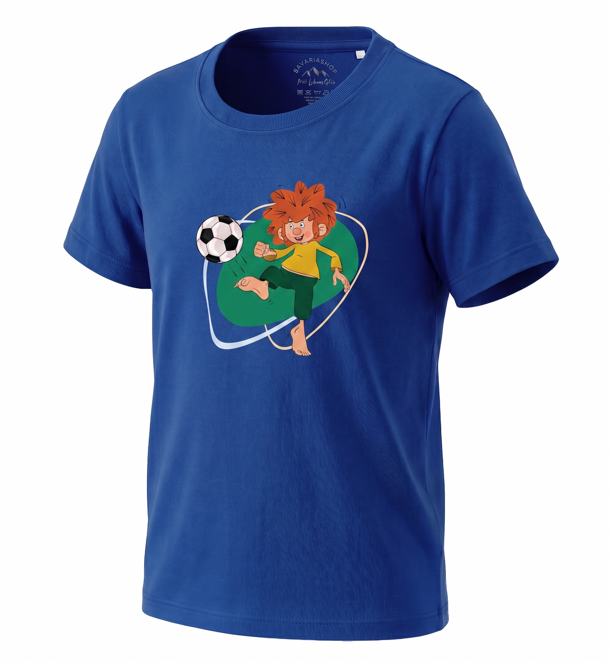 Blaues Kinder T-Shirt mit farbigem Pumuckl-Motiv, der barfuß einen Fußball kickt, ideal für Fans.