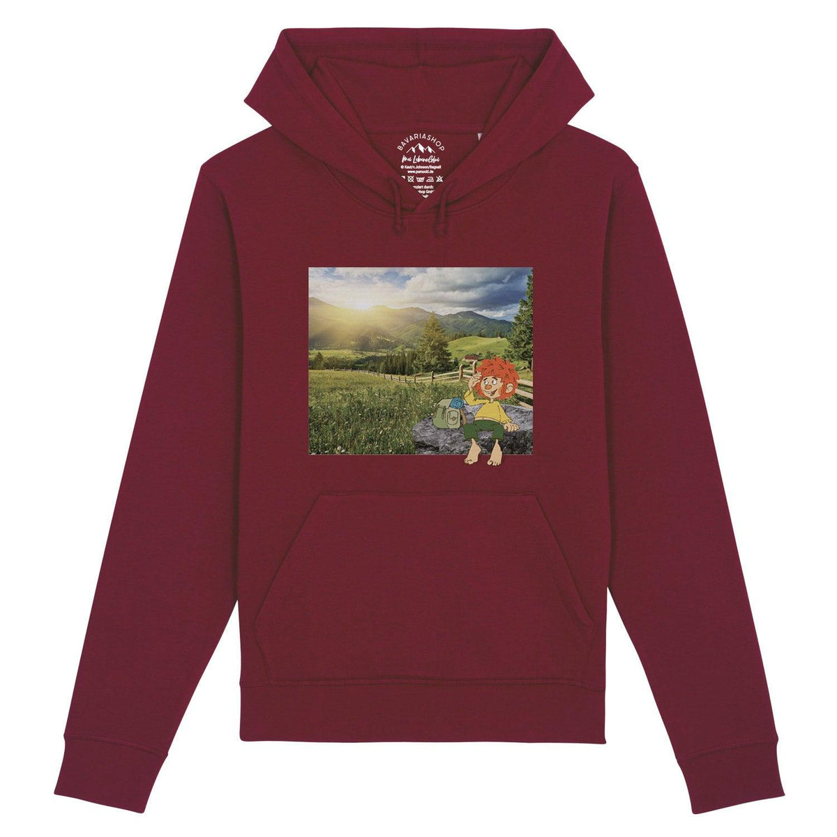 Pumuckl Herren Hoodie in Rotbraun mit Berg-Kobold Print vom Pumuckl sitzend vor Alpenpanorama, Sonnenuntergang