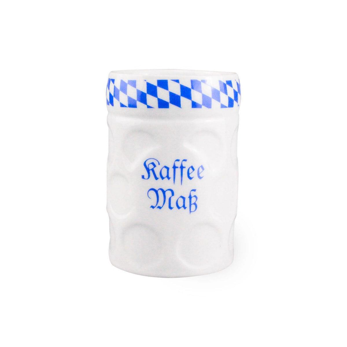Weiße Porzellantasse in Bierkrug-Form mit blauem Rautenmuster und Schriftzug, Fassungsvermögen 250 ml.